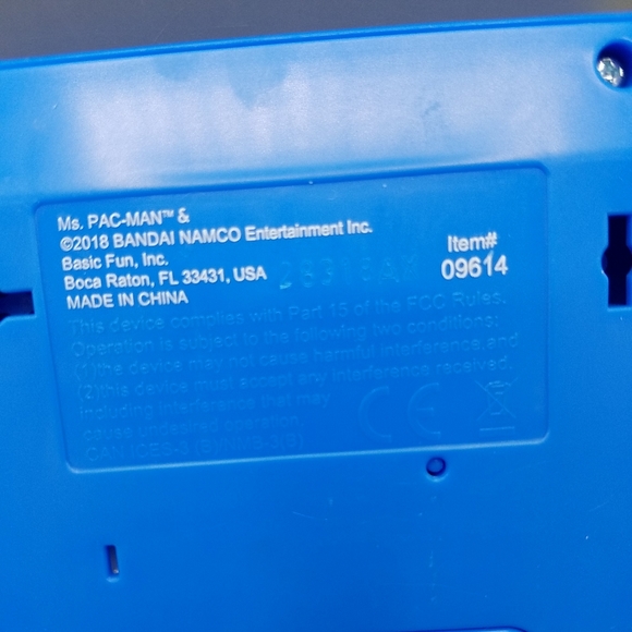 Ms. Pac-Man Handheld Mini Arcade Game Namco Basic Fun 2018 Blue WORKS Retro - Picture 7 of 9
